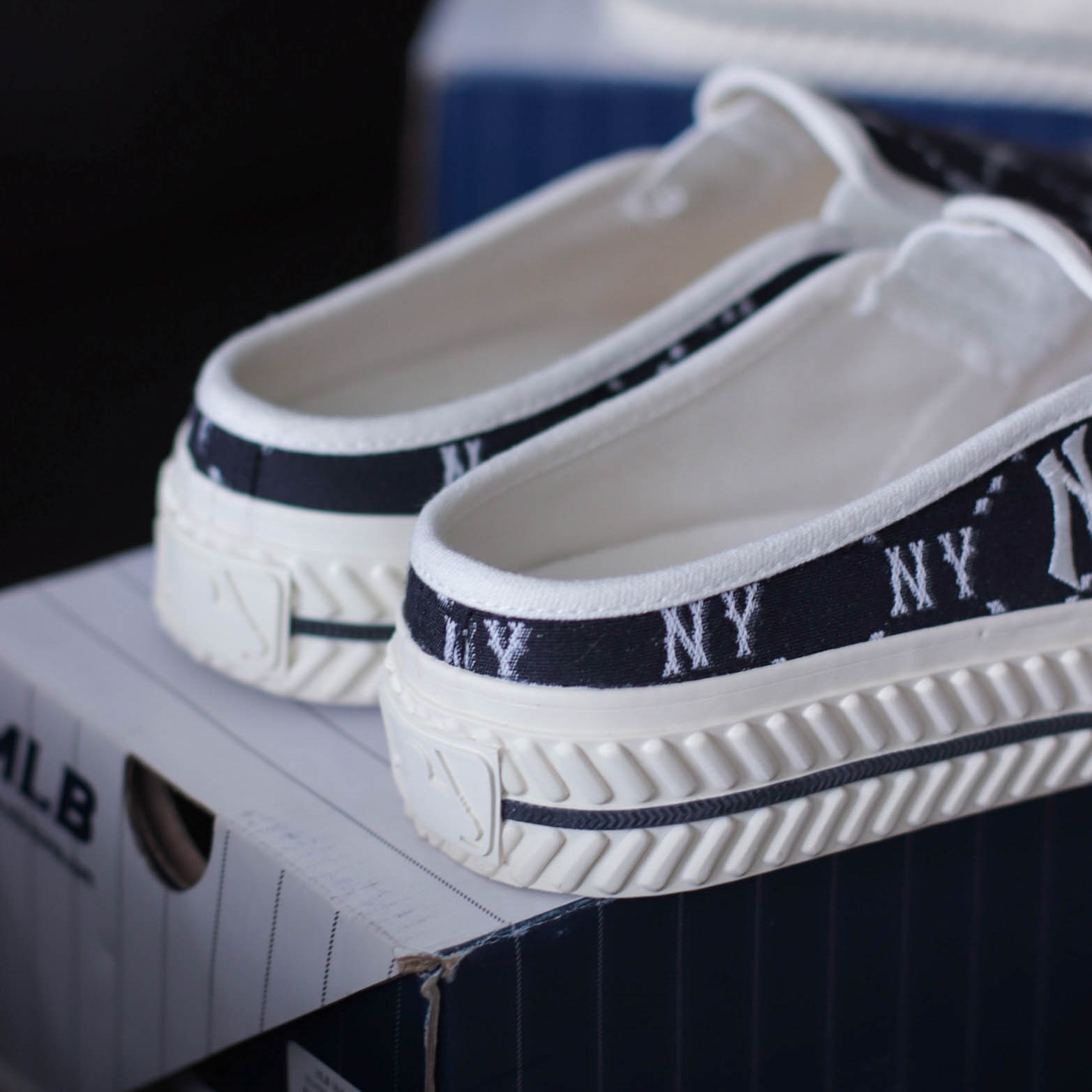 Slipon MLB Chiin Store Hàng Hiệu Xách Tay Authentic Facebook #14 Slipon MLB Chiin Store Hàng Hiệu Xách Tay Authentic Facebook